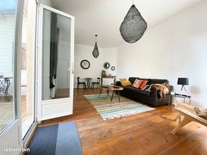 T2 Bordeaux / Barrière du Médoc