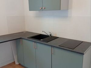 A louer appartement commune de Loué