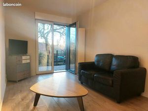 Petite maison refaite à neuf  meublée  lumineuse  cosy et disponible immédiatement à la lo