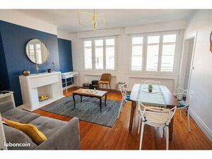 Apt meublé Centre ville