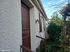 Pavillon proche Malesherbes 45