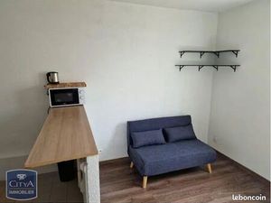 Studio meuble parfait état Touts centre