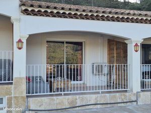 Studio 1 pièce 30 m²