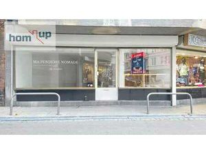 Grand et lumineux commerce au centre-ville