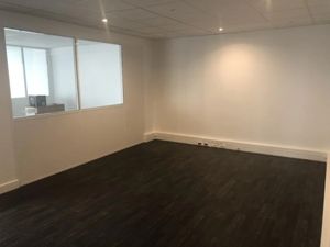 Location locaux professionnels 8 pièces 235 m² à Clichy (92110)  6 167 €
