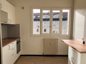 Location appartement 3 pièces 75 m² à Lyon 3 (69003)