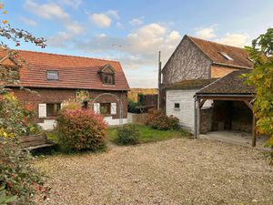 2 Maisons + 1 studio = 3 habitations pour 148 m2 au sol sur