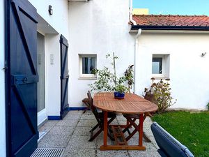 Maison de ville- centre ville - jardin - Garage
