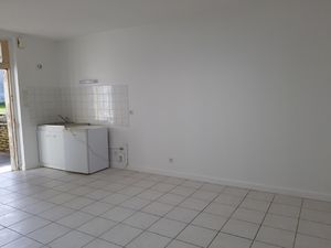 APPARTEMENT RDC DOUE EN ANJOU