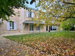 MAISON FAMILIALE EN LOCATION - CENTRE VILLAGE DE BONNELLES