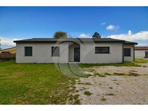 Maison de 102 m² environ avec suite parentale et jardin à Nègrepelisse  proche commodités