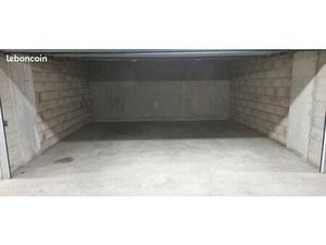 Box de 25 m² à louer à Chatillon