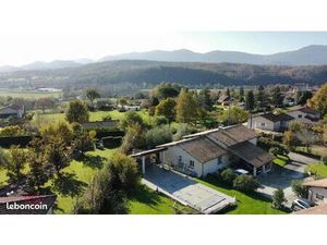 Villa 6 pièces 186 m²