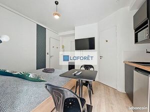 Studio 1 pièce 13 m²