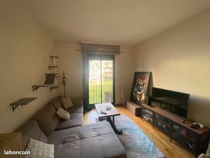 Sous-location 4 mois - 45m² - Place des Lices