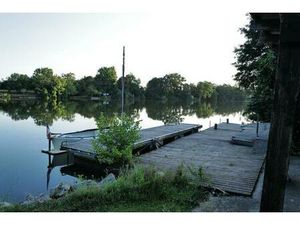 Propriété d’exception de 4 5 hectares en bord de rivière  avec accès privé au Lot (47)