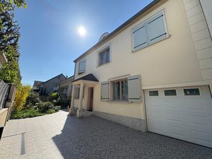 Jolie maison de 118m2 proche transports