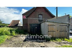 Garages et terrain constructible