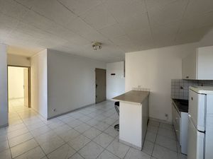 Joli appartement T2 lumineux en plein coeur du village