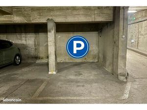 Parking Sceaux centre piéton Houdan