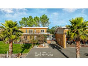 Un paradis pour les passionnés d'aviation au coeur du village aéronautique