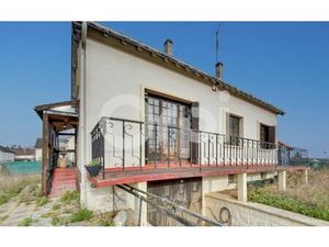 Maison Chamant 100 m² T-5 à vendre  255 000 €