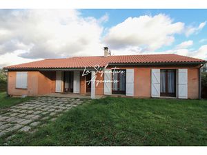 Maison de Plain-pied de 90m2  avec garage de 25m2 - Foulayro