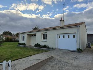 Plain pied Meublé de 1973 - 3 Chambres