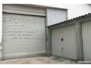 Parking/box Solliès-Pont