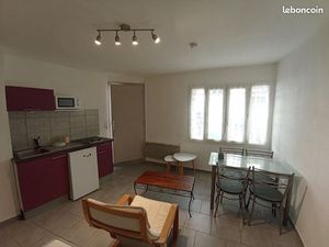 Studio meublé à Gréoux les Bains proche Cadarache et Iter
