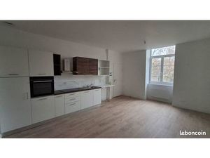 A louer t3 neuf et lumineux avec grand jardin