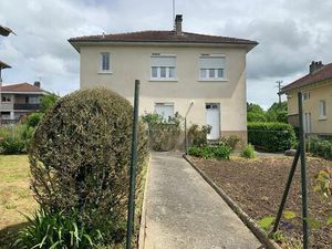 Location Maison 3 pièces 86m² ST LEONARD DE NOBLAT 87400