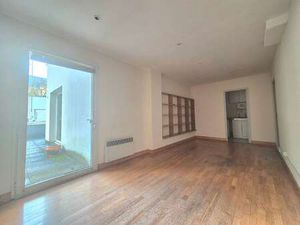 Location Bureaux et commerces à Nantes (44000) : à louer / 81m² Nantes