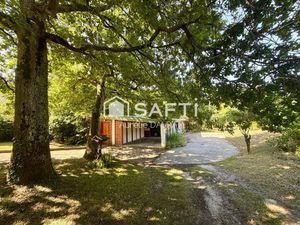 Superbe vue sur votre jardin depuis la terrasse