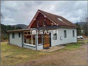 Maison individuelle lisière de forêt