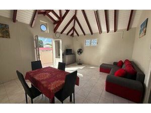 Location appartement  m² T-2 à Le Moule  750 €