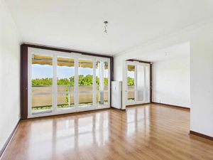 Appartement Type 4 de 80m2 avec terrasse vue seine