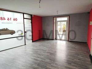 Location locaux professionnels 32 m² à Ploudaniel (29260)  503 €