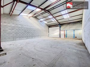 Local commercial Pont De Vaux 106 m2