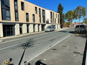 LOCAL COMMERCIAL A LOUER