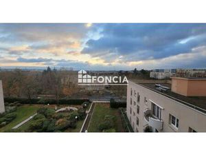 3 PIECES IMMEUBLE RECENT