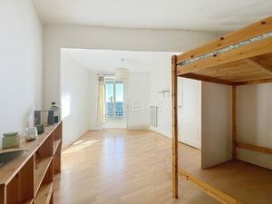 T2 de 44m2  Avenue Berthelot  178 000€