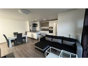 Limite Mt Alfort F3 de 66 m² avec grand balcon et parking sécurisé à Créteil  proche du RE