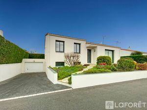 Maison Saint Laurent Sur Sevre 6 pièce(s) 92 m2