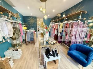 LOCAL COMMERCIAL A VENDRE