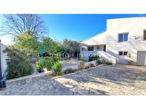 Maison 4pièce(s) 3chambre(s) 168 m² Marguerittes (30320)