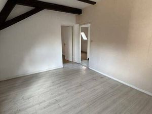 Appartement 4 pièces - cave et greniers - centre historique