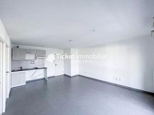 Appartement T3 61m2 Cornebarrieu Avec Balcon  Deux Places De Parking  Concierge (Vendu...