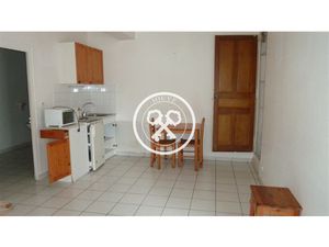 BREVIANDES - STUDIO EN RDC