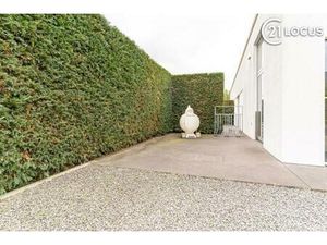 Gebouw gemengd gebruik te koop in Kruibeke